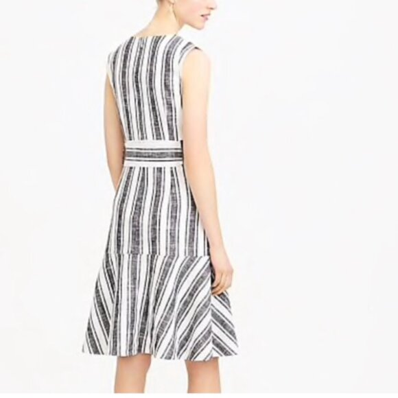 J. Crew Dresses & Skirts - J.Crew linen-blend sheath dress | Pre-owned size 6